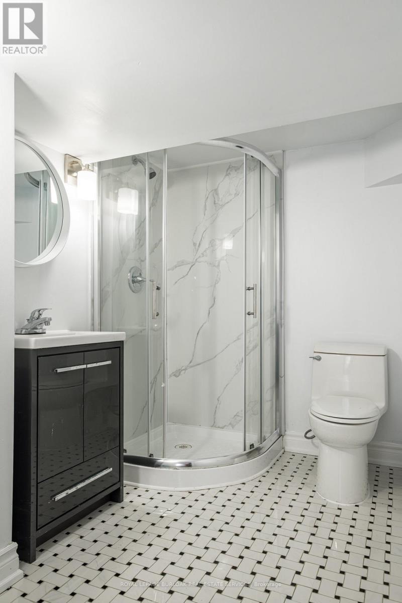 3 Oakwood Place, Hamilton, Ontario  L8S 4C9 - Photo 35 - X12371609