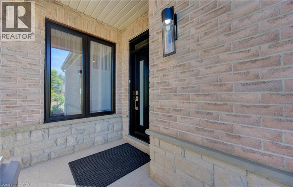 366 Pine Valley Drive, Kitchener, Ontario  N2P 2V4 - Photo 5 - 40762546