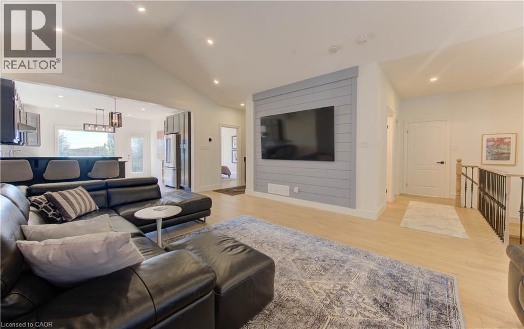 366 Pine Valley Drive, Kitchener, Ontario  N2P 2V4 - Photo 9 - 40762546