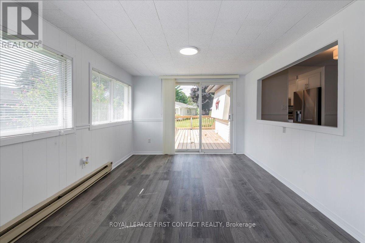 25 Hawthorne Drive, Innisfil, Ontario  L9S 1P1 - Photo 26 - N12371630