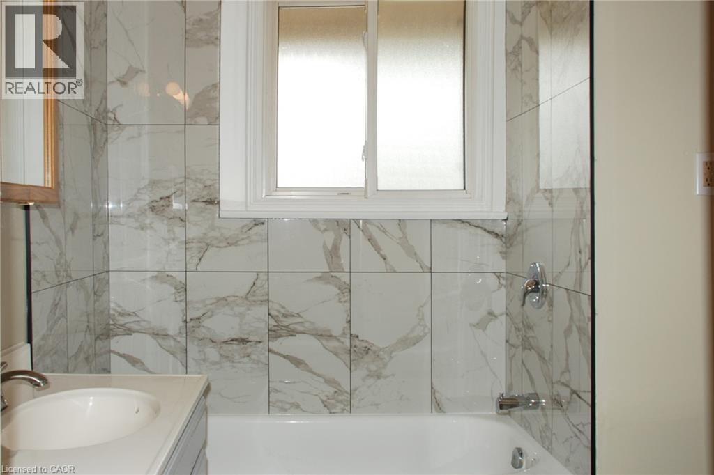 265 Park Avenue, Brantford, Ontario  N3S 5K6 - Photo 8 - 40764767