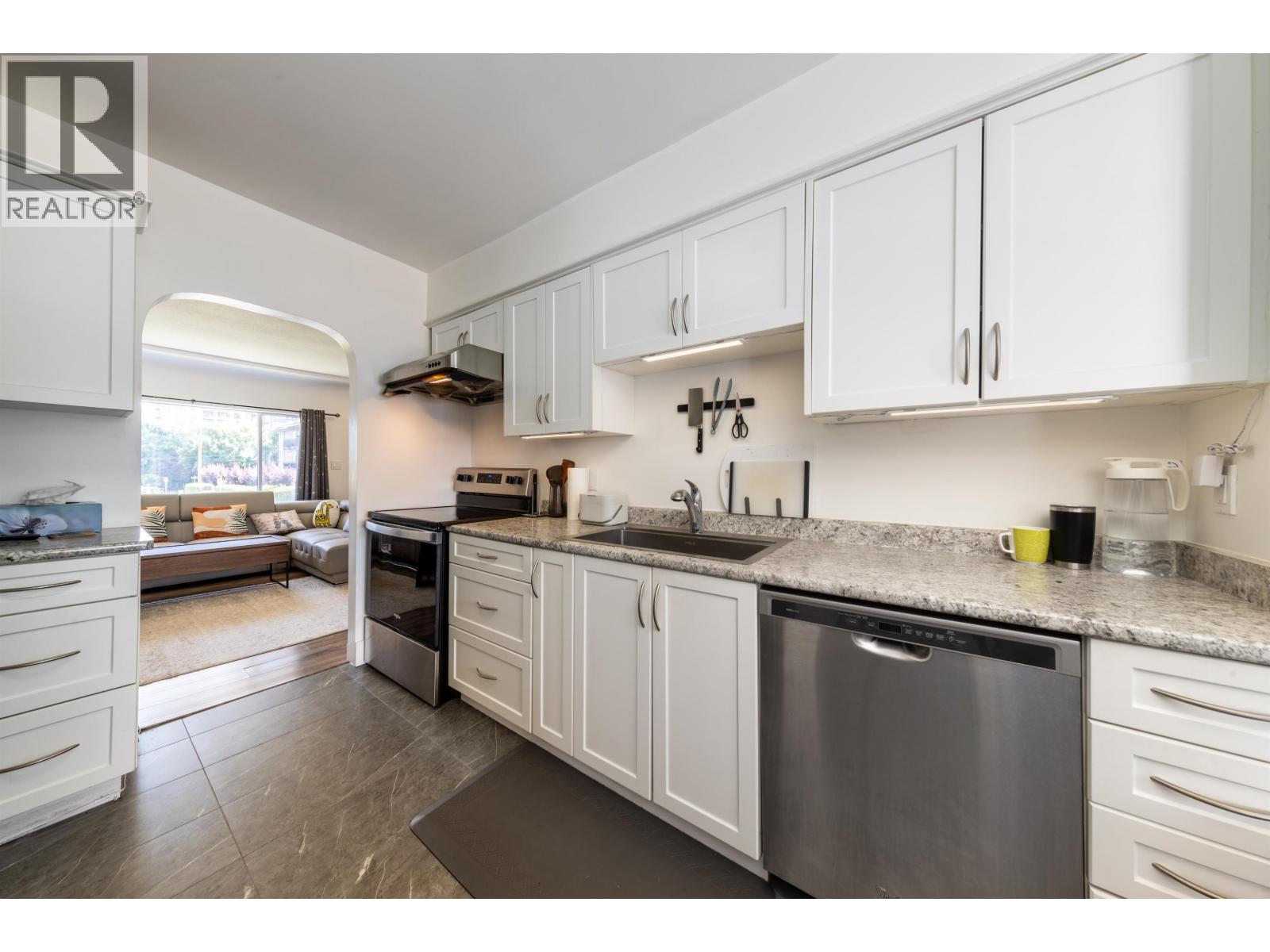 7209 ELWELL STREET, Burnaby, British Columbia