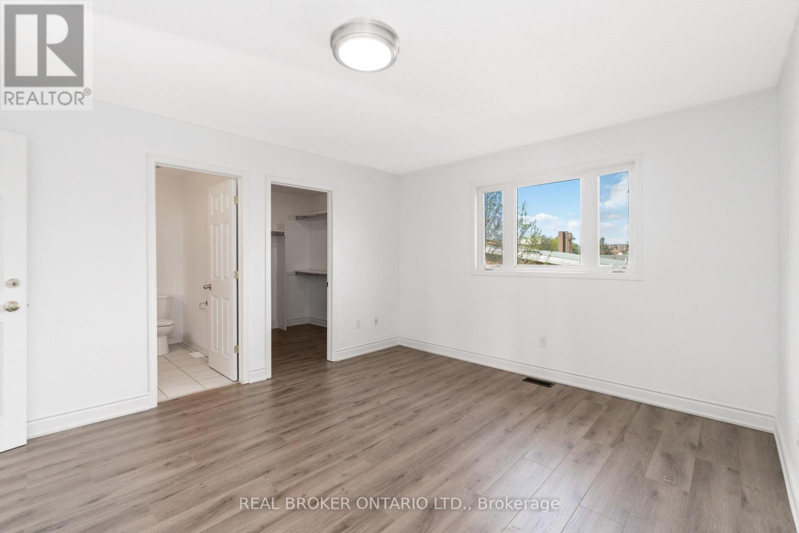 3 A Southpark Drive, Ottawa, Ontario  K1B 3B8 - Photo 30 - X12371686