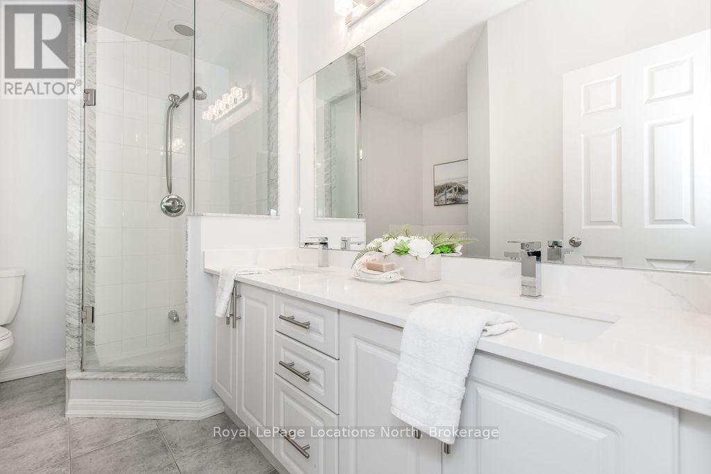 49 Providence Way, Wasaga Beach, Ontario  L9Z 0G3 - Photo 17 - S12371671