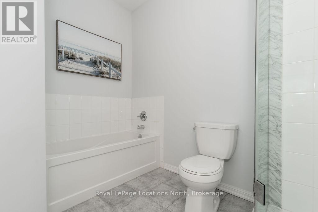 49 Providence Way, Wasaga Beach, Ontario  L9Z 0G3 - Photo 18 - S12371671