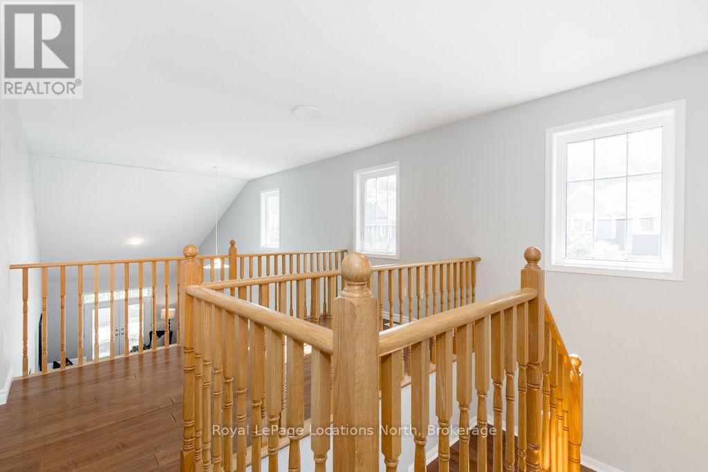 49 Providence Way, Wasaga Beach, Ontario  L9Z 0G3 - Photo 23 - S12371671
