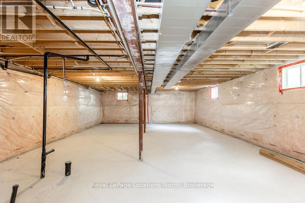 49 Providence Way, Wasaga Beach, Ontario  L9Z 0G3 - Photo 31 - S12371671