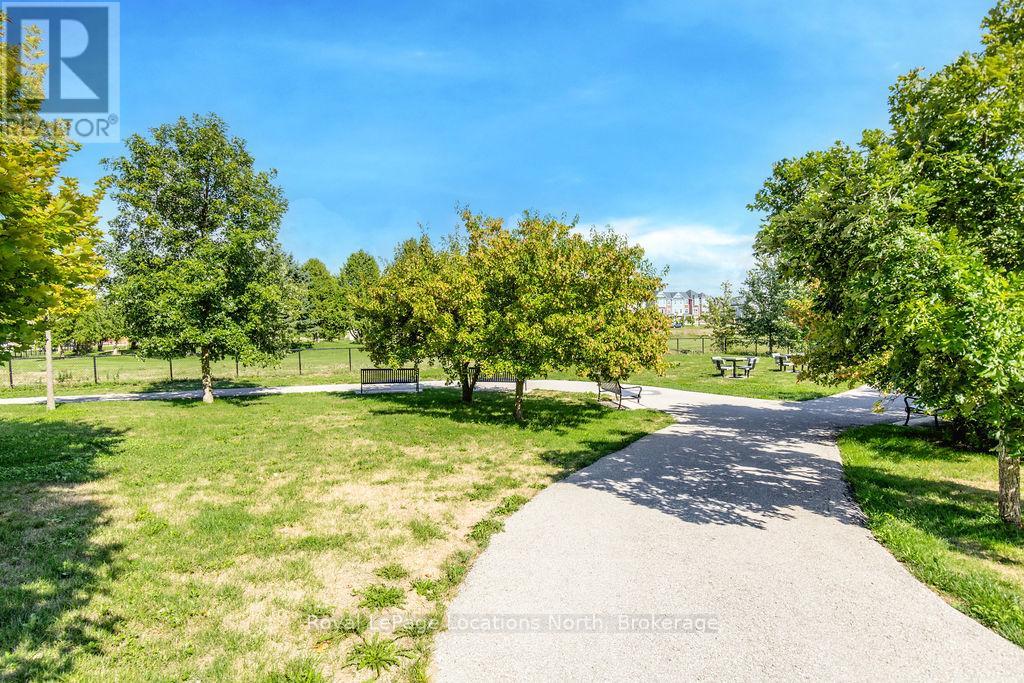 49 Providence Way, Wasaga Beach, Ontario  L9Z 0G3 - Photo 36 - S12371671