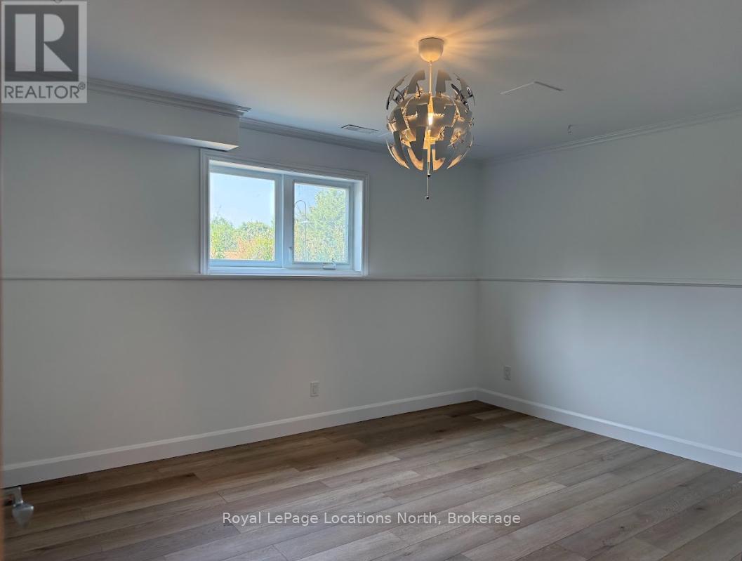 42 Club Court, Wasaga Beach, Ontario  L9Z 1M4 - Photo 33 - S12371675
