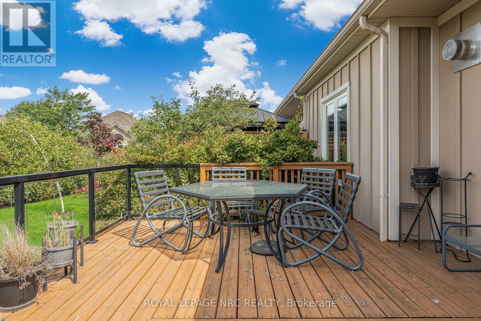79 Sunrise Court, Fort Erie, Ontario  L0S 1N0 - Photo 35 - X12371672
