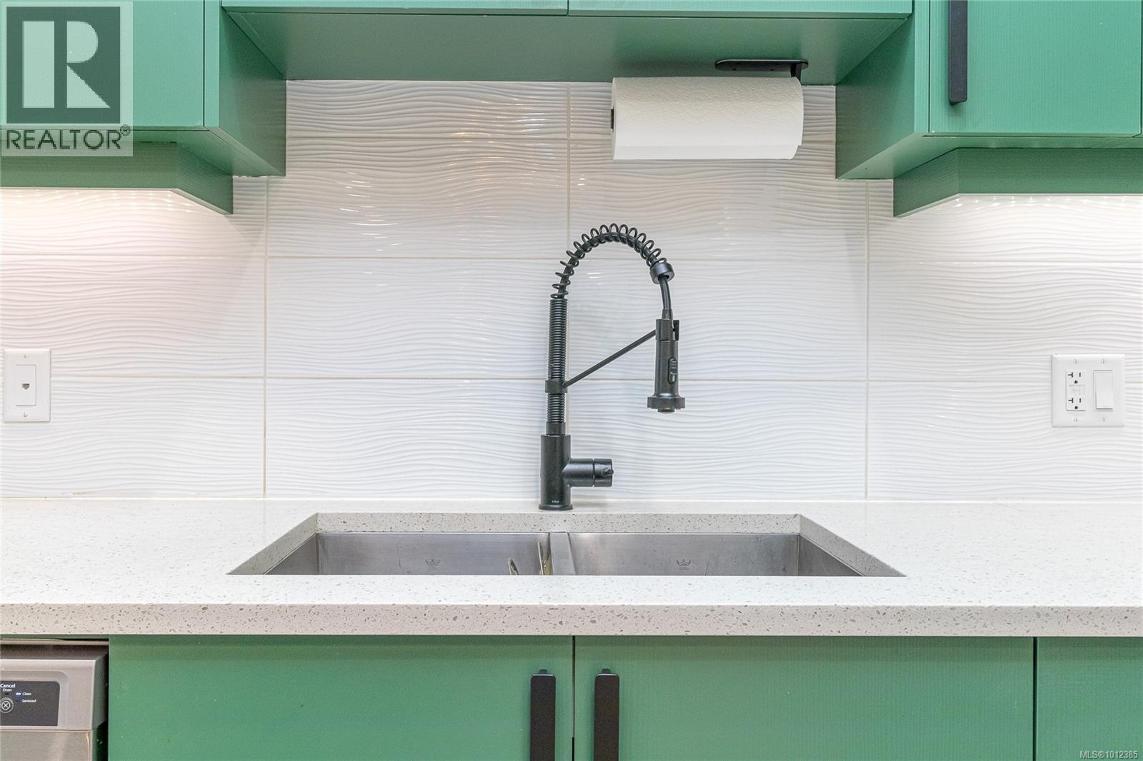 107 2785 Leigh Rd, Langford, British Columbia  V9B 2Y5 - Photo 18 - 1012385