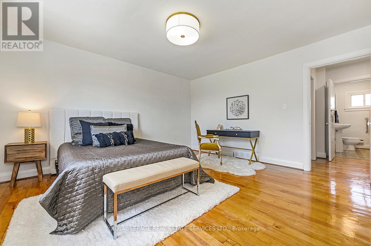 393 Glenholme Avenue, Toronto, Ontario  M6E 3E6 - Photo 25 - C12371659