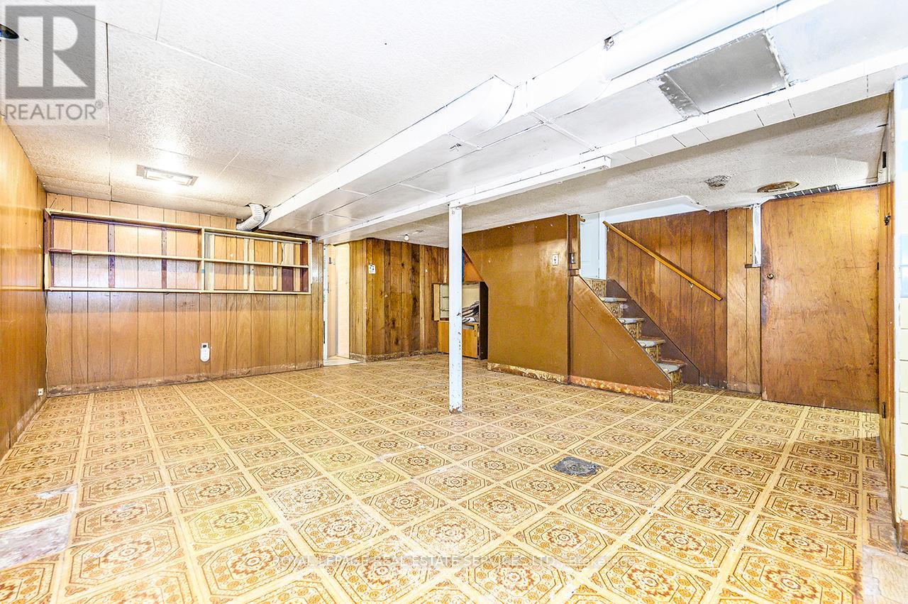 393 Glenholme Avenue, Toronto, Ontario  M6E 3E6 - Photo 28 - C12371659