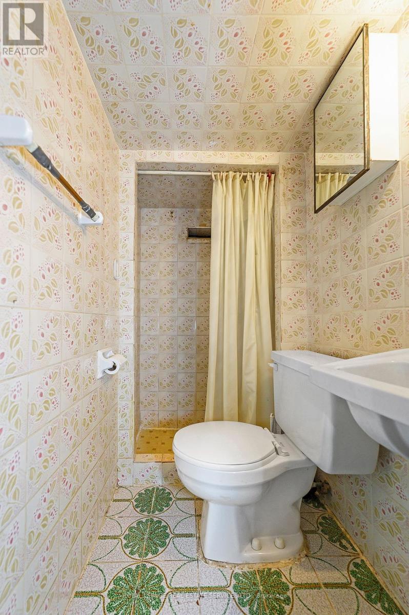 393 Glenholme Avenue, Toronto, Ontario  M6E 3E6 - Photo 29 - C12371659