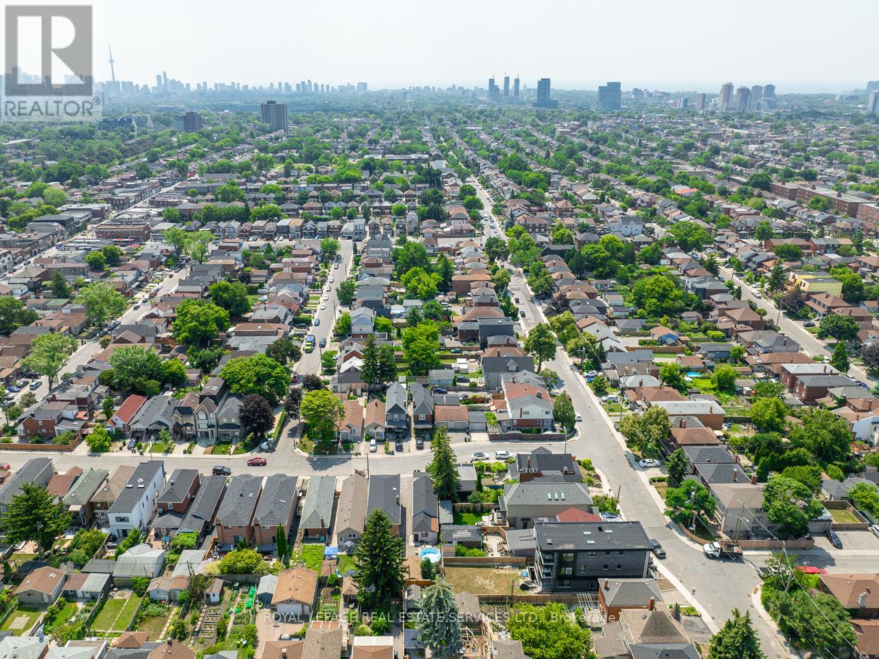 393 Glenholme Avenue, Toronto, Ontario  M6E 3E6 - Photo 35 - C12371659