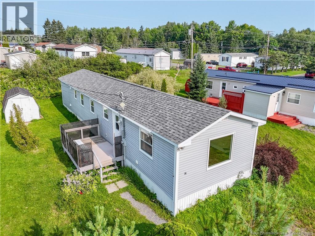 10 Hedgeview Drive, Hanwell, New Brunswick  E3B 6S1 - Photo 1 - NB121038