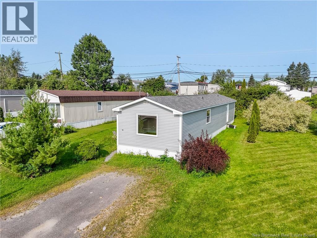 10 Hedgeview Drive, Hanwell, New Brunswick  E3B 6S1 - Photo 4 - NB121038