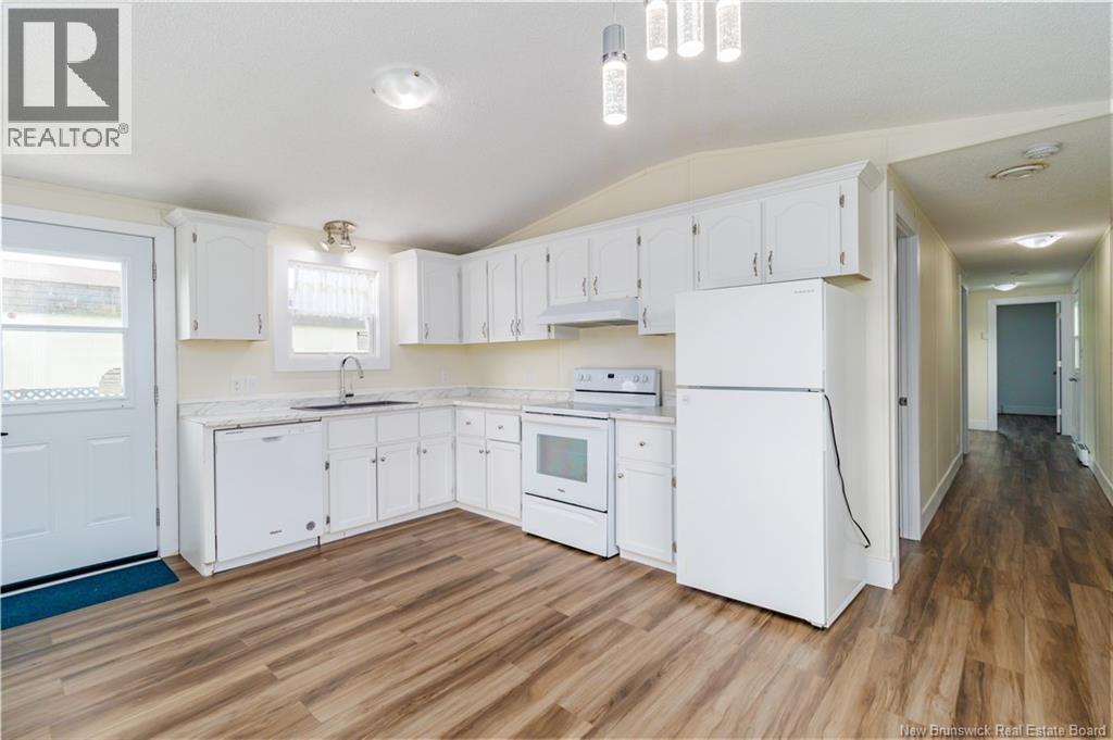 10 Hedgeview Drive, Hanwell, New Brunswick  E3B 6S1 - Photo 6 - NB121038