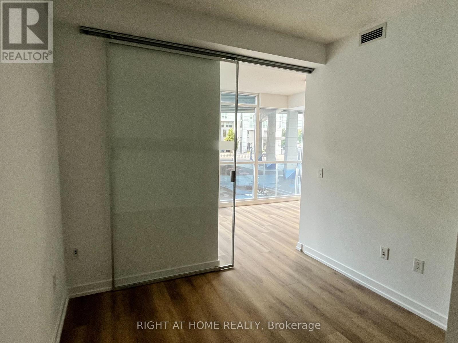 202 - 38 Dan Leckie Way, Toronto (Waterfront Communities), Ontario  M5V 2V6 - Photo 27 - C12365145