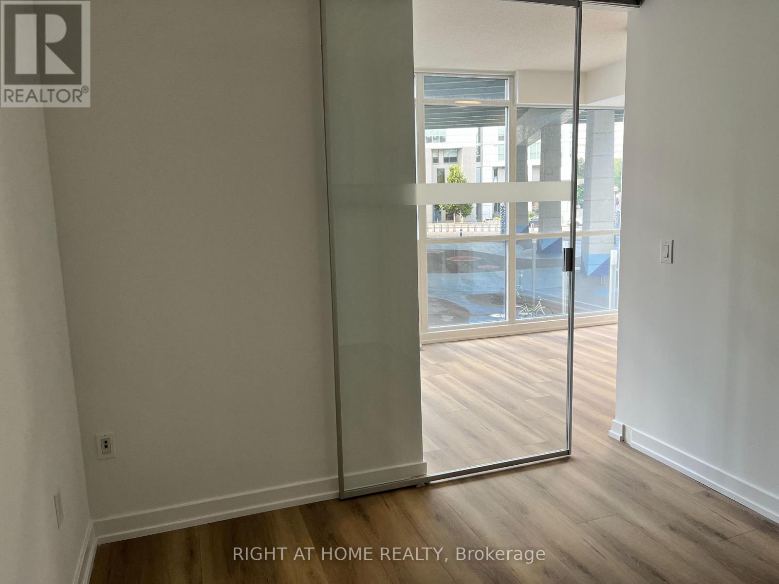202 - 38 Dan Leckie Way, Toronto (Waterfront Communities), Ontario  M5V 2V6 - Photo 28 - C12365145