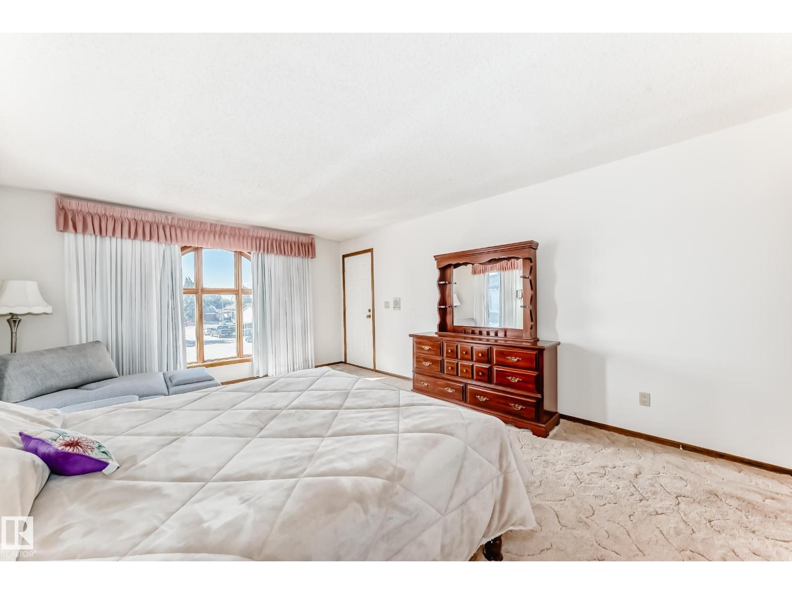8714 152b Av Nw, Edmonton, Alberta  T5E 6H2 - Photo 36 - E4455437