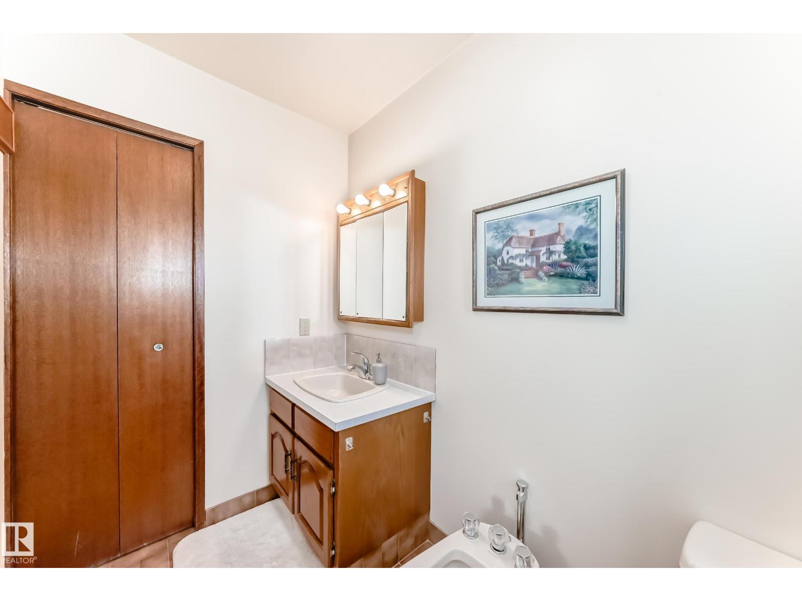 8714 152b Av Nw, Edmonton, Alberta  T5E 6H2 - Photo 37 - E4455437