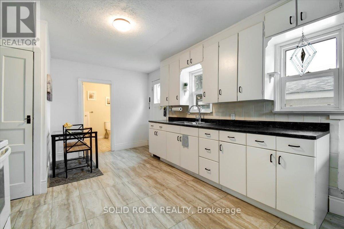 141 Oliver Road, Trent Hills, Ontario  K0L 1L0 - Photo 4 - X12371653