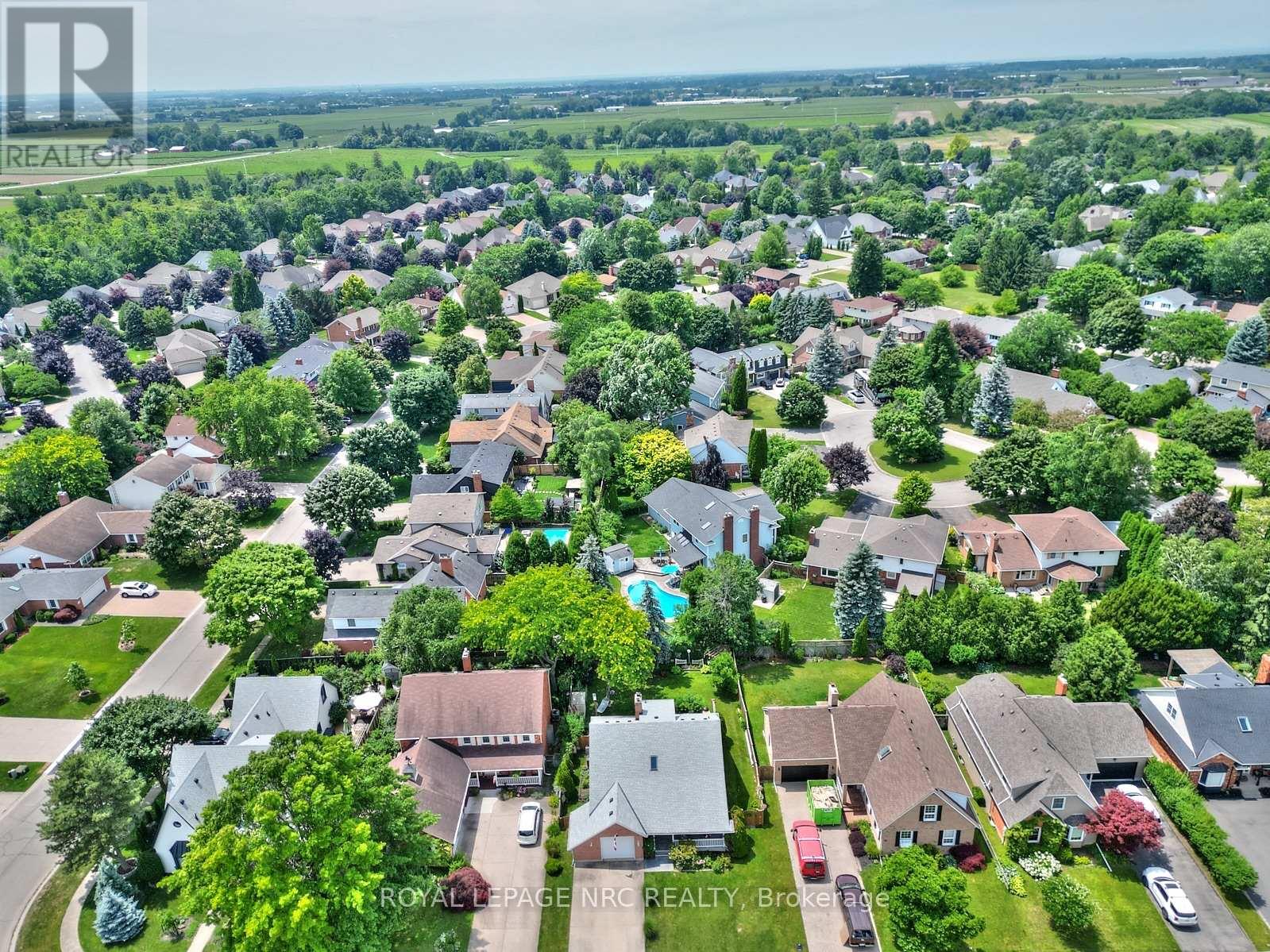 32 The Promenade Road, Niagara-On-The-Lake, Ontario  L0S 1J0 - Photo 27 - X12370433