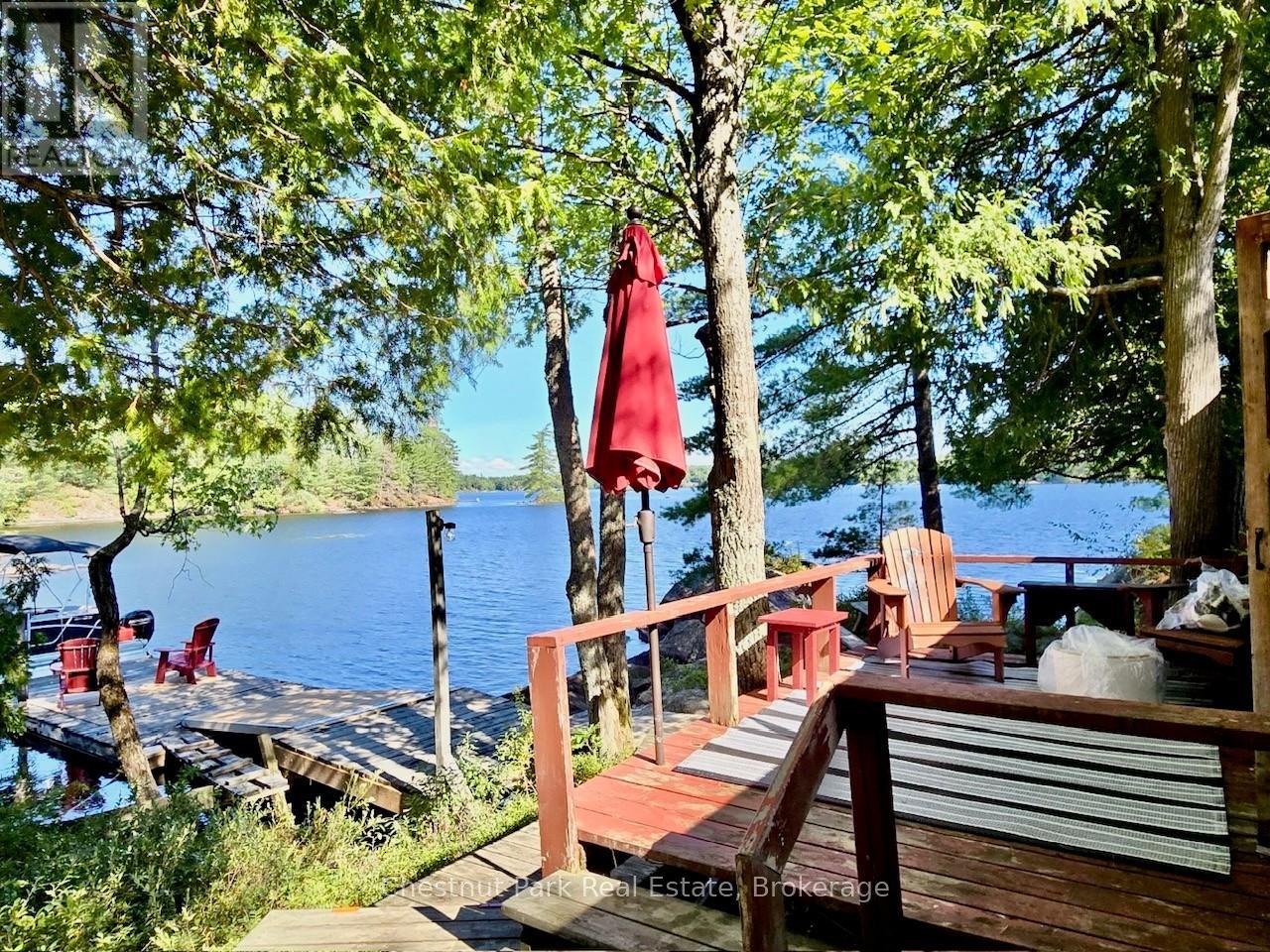 10 Island 21kl, Gravenhurst, Ontario  P0E 1G0 - Photo 9 - X12371731