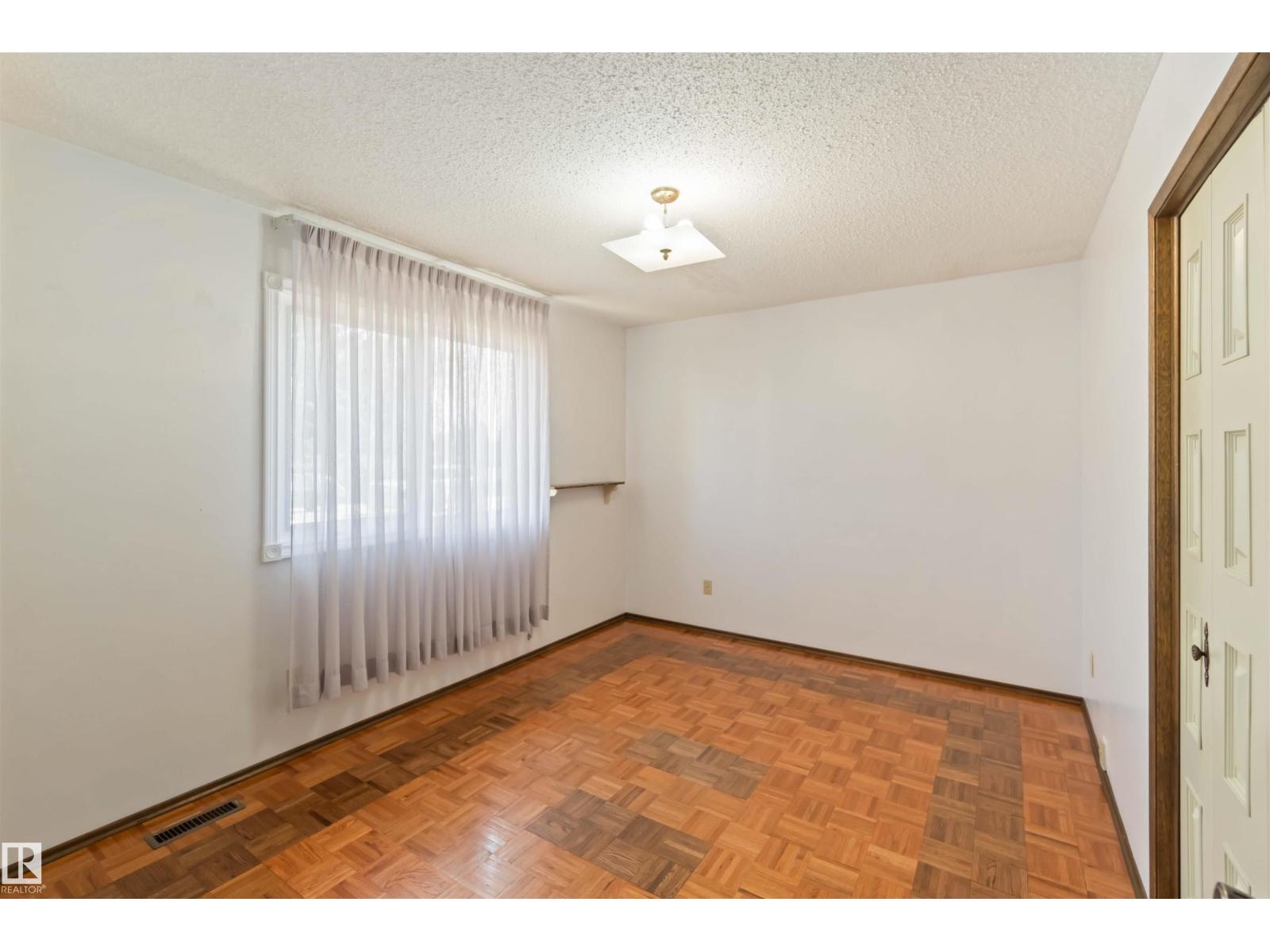 4304 79 St Nw Nw, Edmonton, Alberta  T9E 0R7 - Photo 28 - E4455440