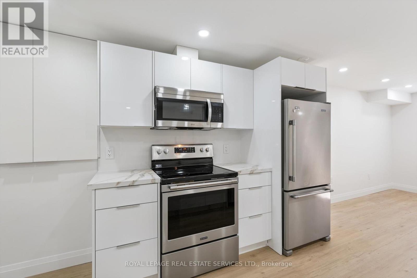 Bsmt Apt - 3872 Densbury Drive, Mississauga, Ontario  L5N 6Y9 - Photo 14 - W12371706