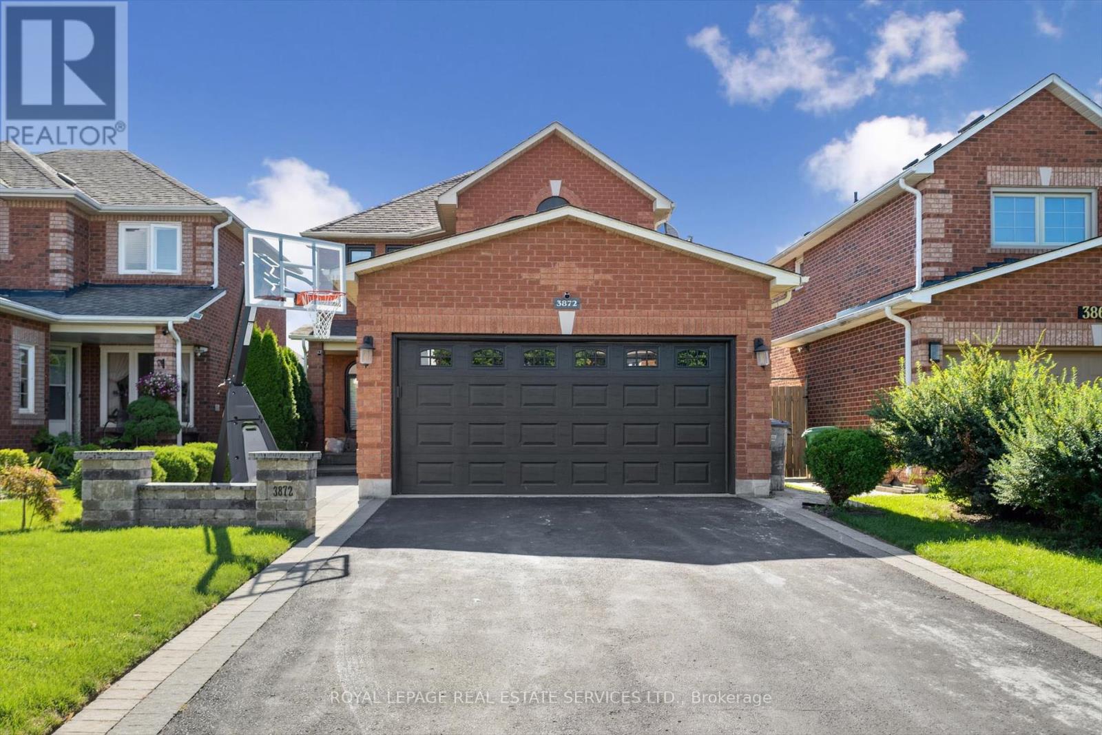 Bsmt Apt - 3872 Densbury Drive, Mississauga, Ontario  L5N 6Y9 - Photo 2 - W12371706