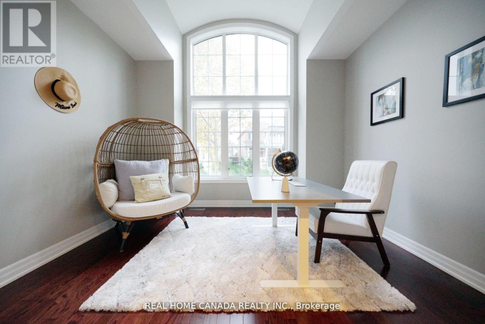 Property at 617 WETTLAUFER TERRACE image 4