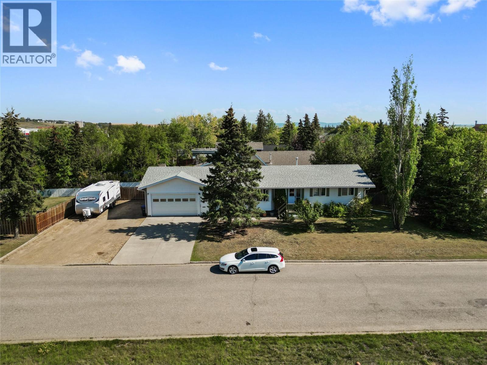 1334 108 Avenue, Dawson Creek, British Columbia
