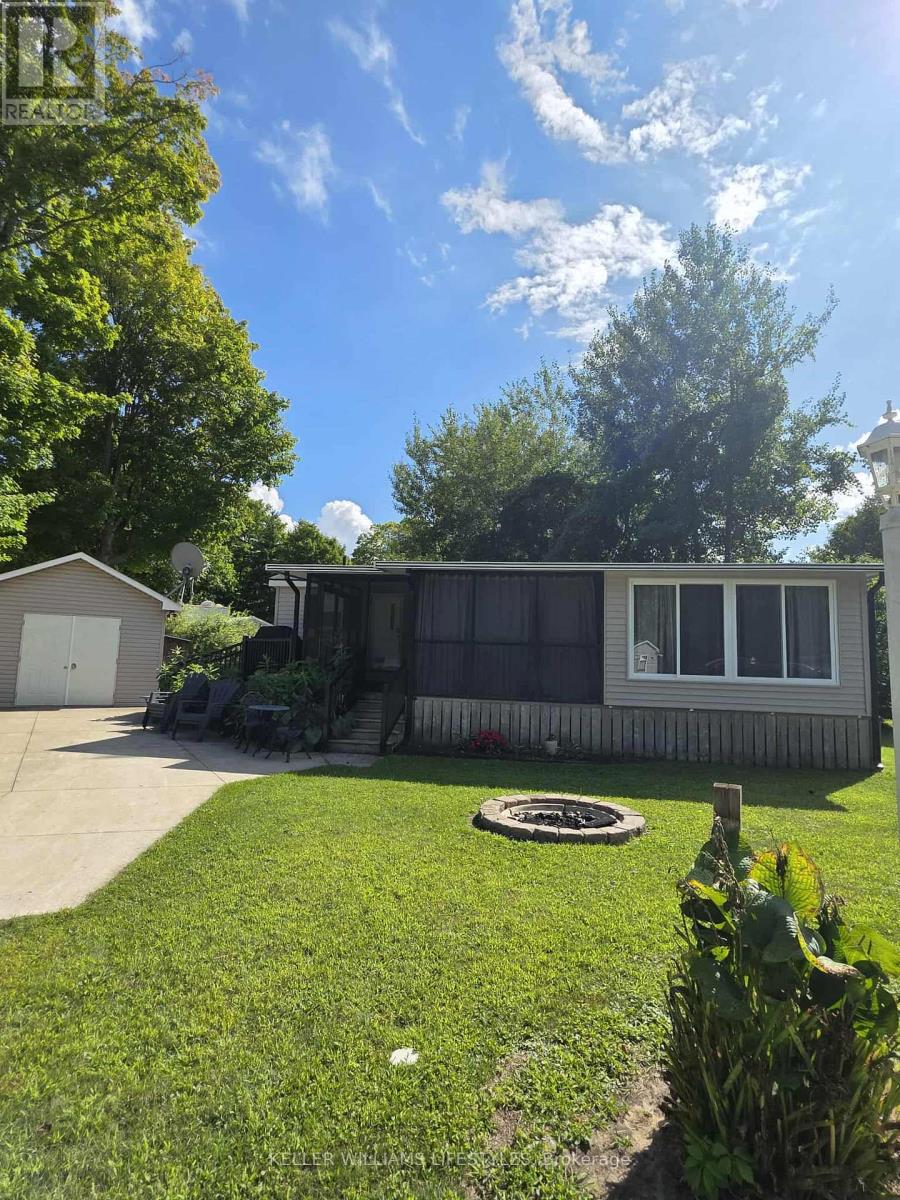 JJ22 - 9338 WEST IPPERWASH ROAD, Lambton Shores, Ontario