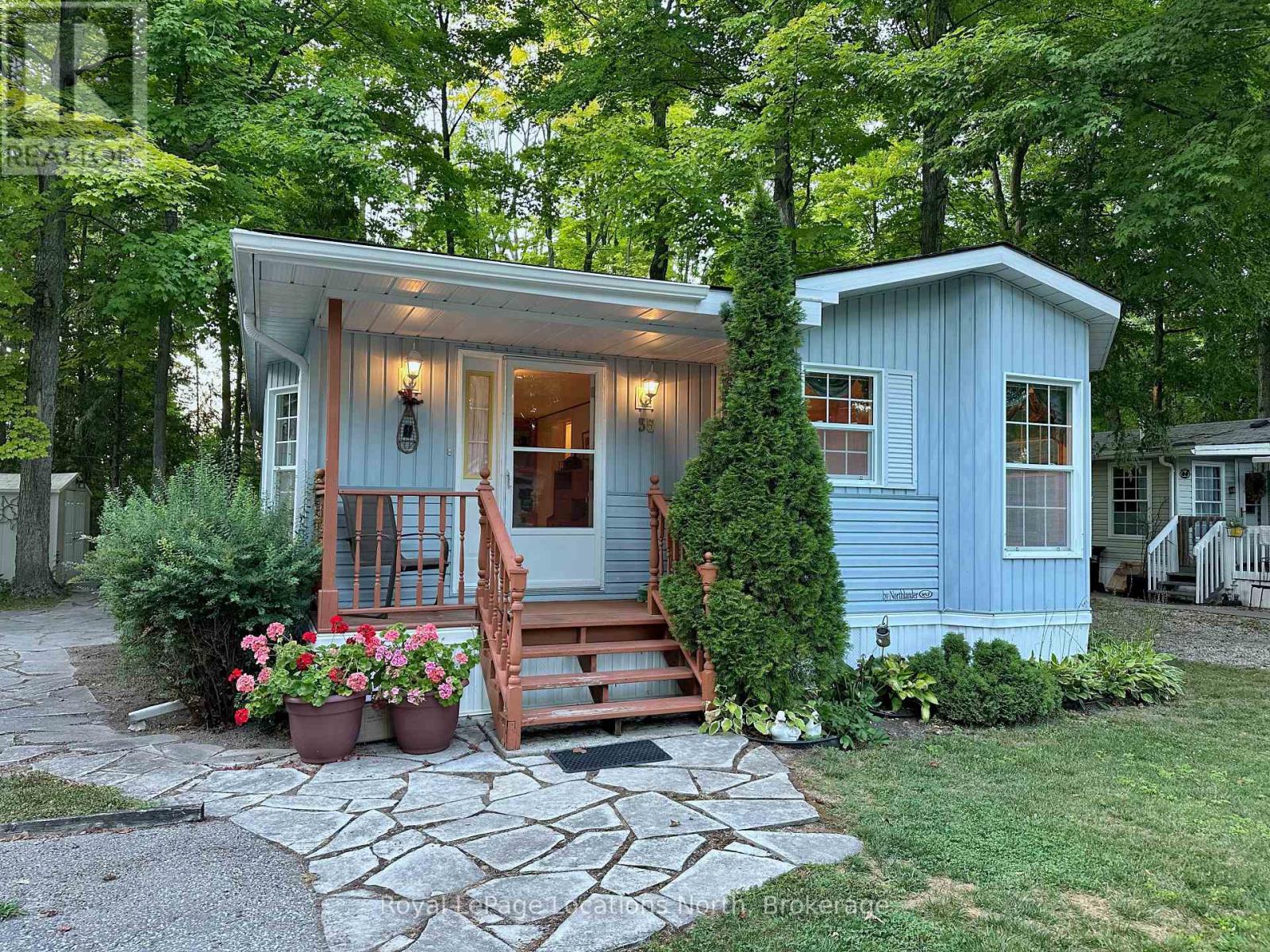 35 The Boardwalk, Wasaga Beach, Ontario  L9Z 3A8 - Photo 48 - S12348263