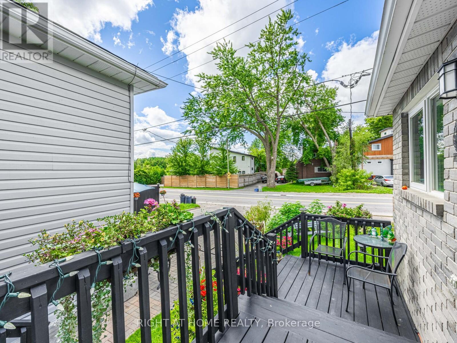 1 Maple Grove Street, Whitchurch-Stouffville, Ontario  L4A 7X3 - Photo 29 - N12371769