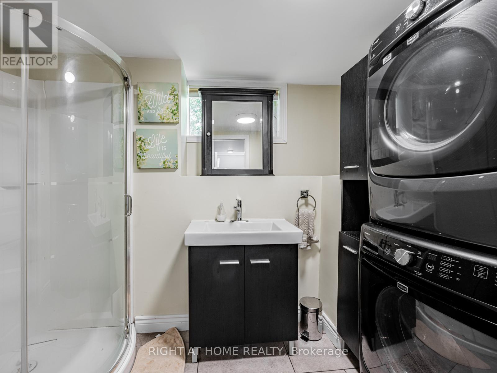 1 Maple Grove Street, Whitchurch-Stouffville, Ontario  L4A 7X3 - Photo 30 - N12371769