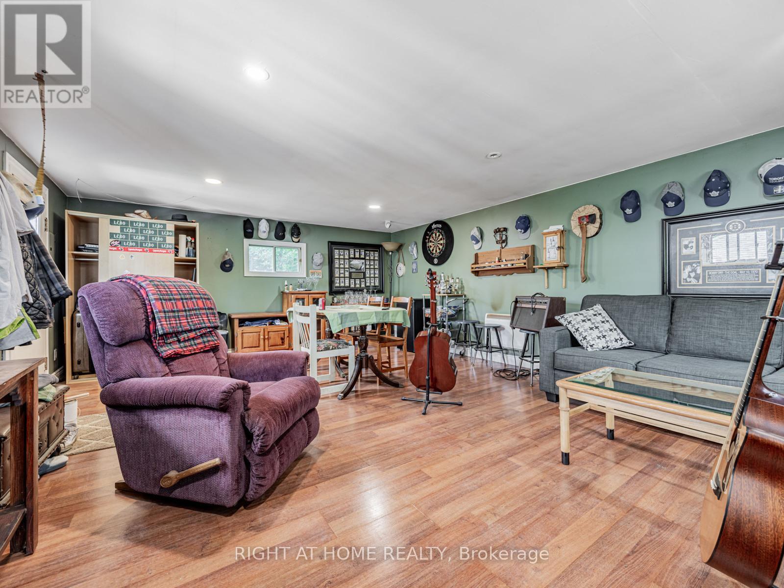 1 Maple Grove Street, Whitchurch-Stouffville, Ontario  L4A 7X3 - Photo 32 - N12371769
