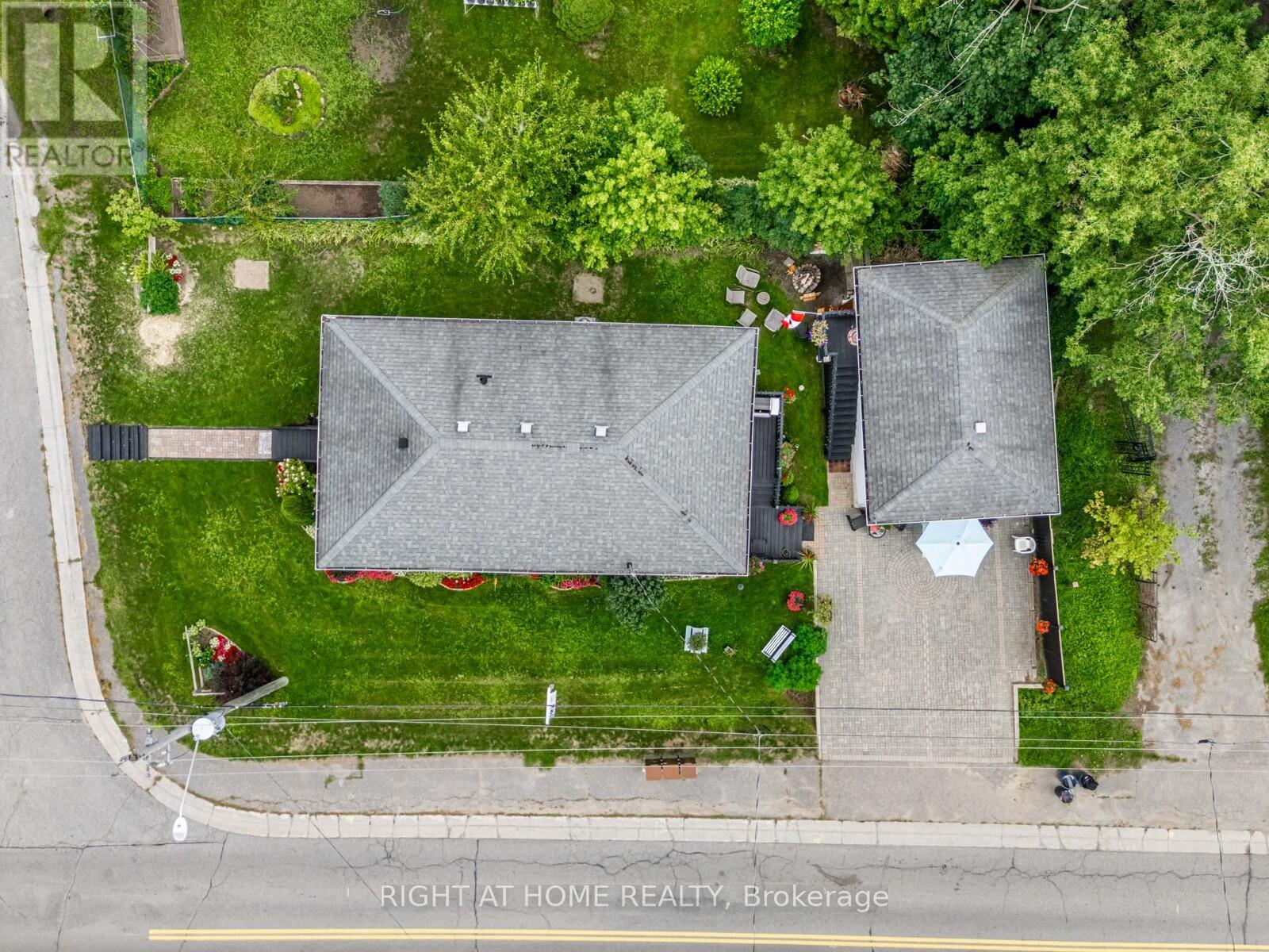 1 Maple Grove Street, Whitchurch-Stouffville, Ontario  L4A 7X3 - Photo 36 - N12371769