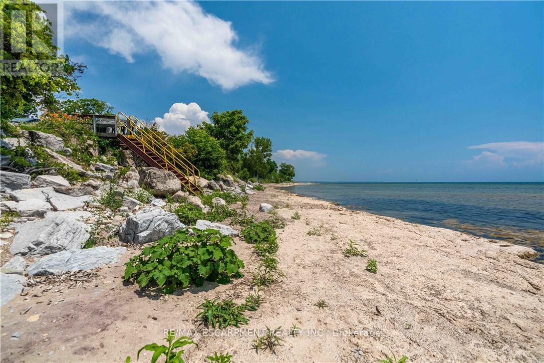 2399 Lakeshore Road, Haldimand, Ontario  N1A 2W8 - Photo 41 - X12371743