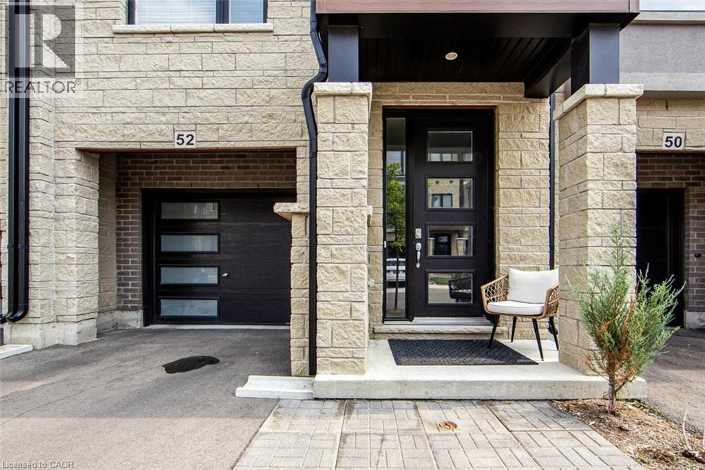 52 Sentinel Lane, Hamilton, Ontario  L9C 0E8 - Photo 2 - 40764799