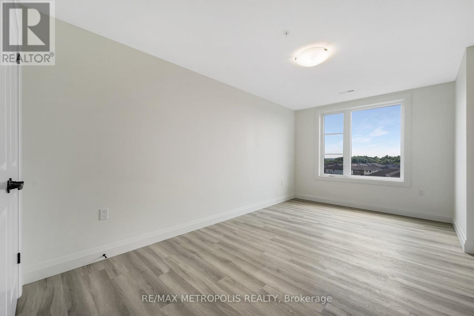 99b Farley Road, Centre Wellington, Ontario  N1M 0J9 - Photo 15 - X12370798