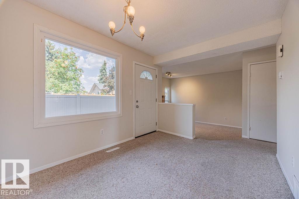 17034 100 St Nw Nw, Edmonton, Alberta  T5J 0N3 - Photo 13 - E4455446