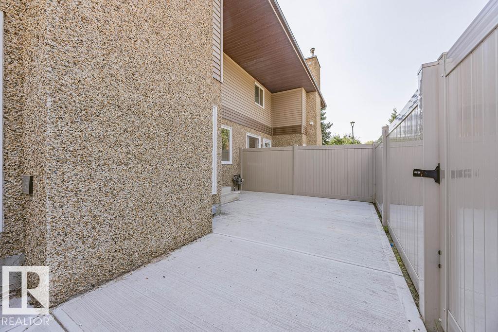 17034 100 St Nw Nw, Edmonton, Alberta  T5J 0N3 - Photo 33 - E4455446