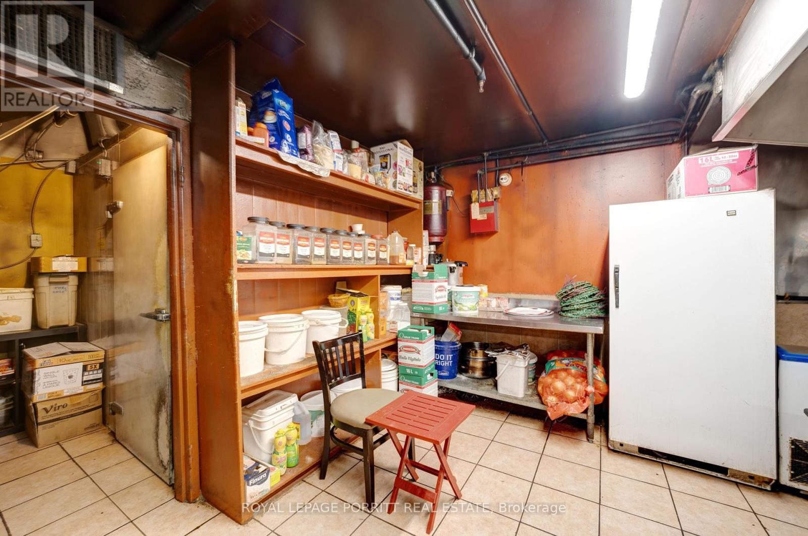1330 Gerrard Street E, Toronto, Ontario  M4L 1Z1 - Photo 22 - E12371777