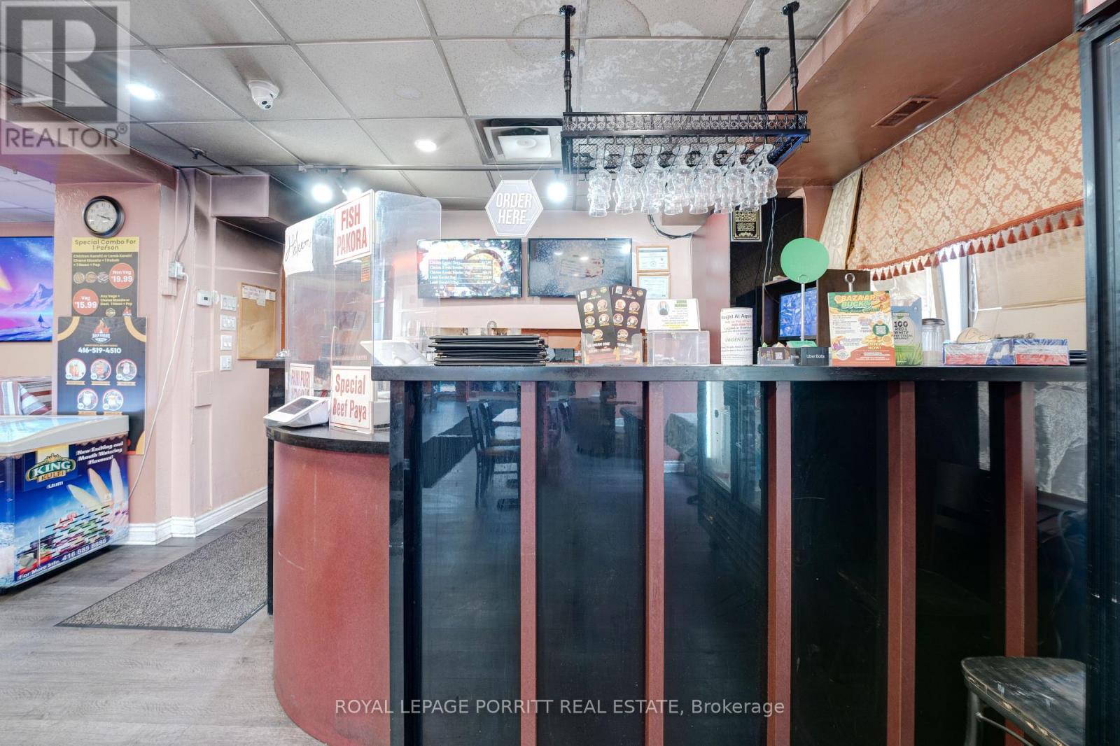 1330 Gerrard Street E, Toronto, Ontario  M4L 1Z1 - Photo 8 - E12371777
