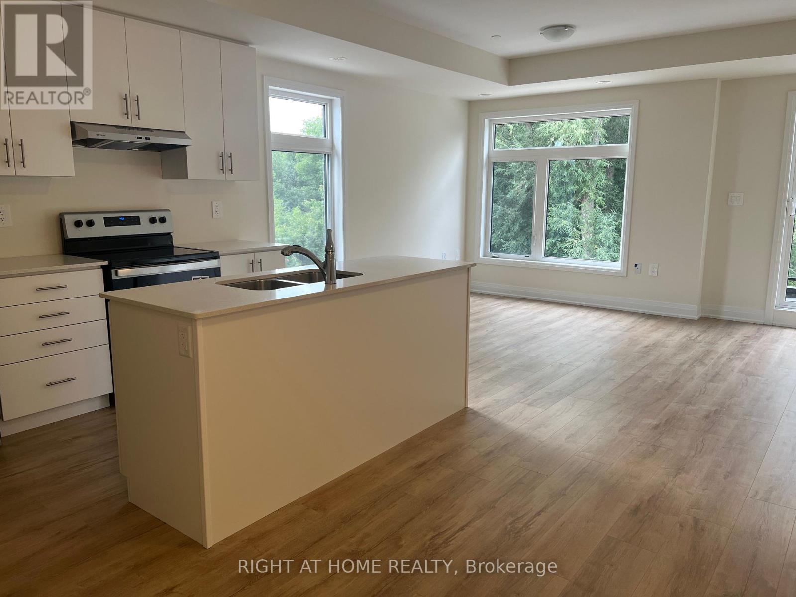 101 - 755 Omega Drive, Pickering, Ontario  L1V 0H1 - Photo 5 - E12371783