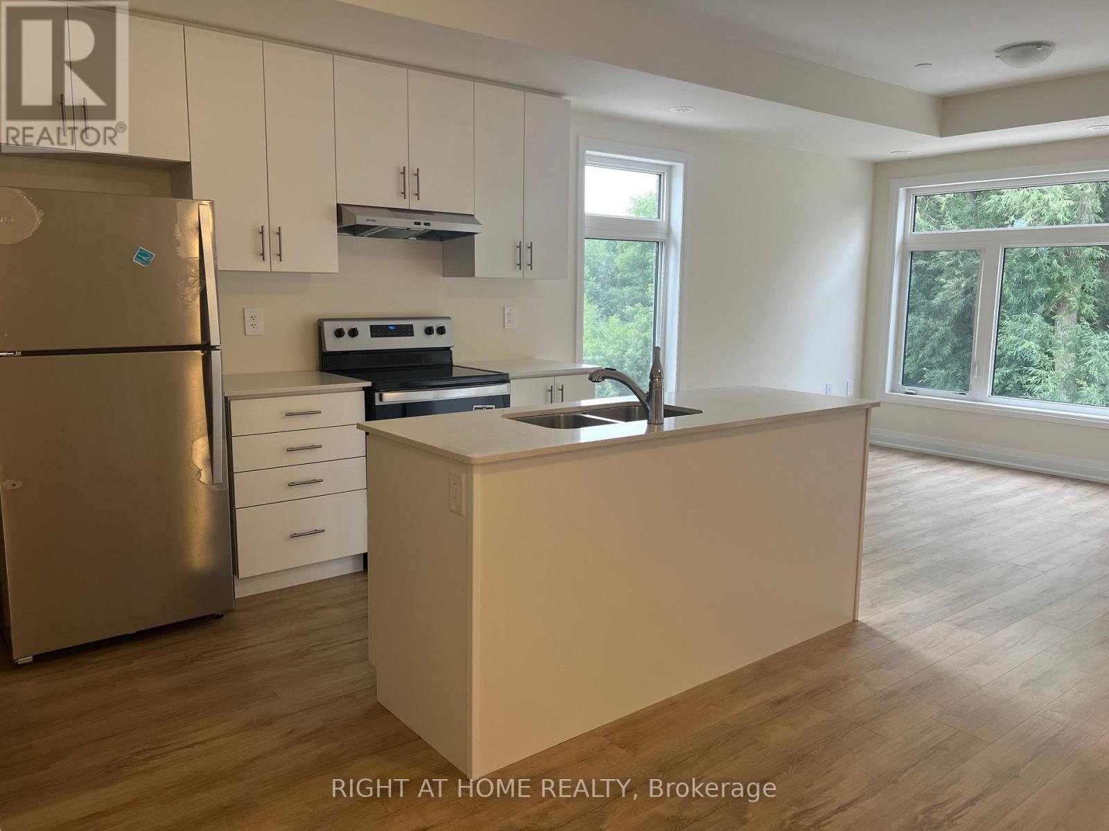 101 - 755 Omega Drive, Pickering, Ontario  L1V 0H1 - Photo 6 - E12371783