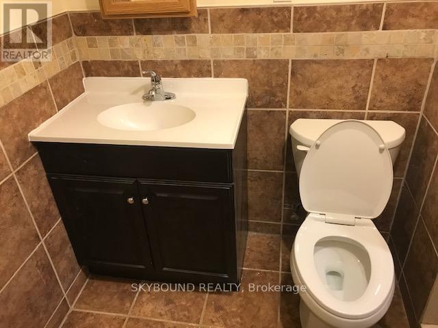 Bsmt - 24 St Lucie Drive, Toronto, Ontario  M9M 1S8 - Photo 11 - W12371786